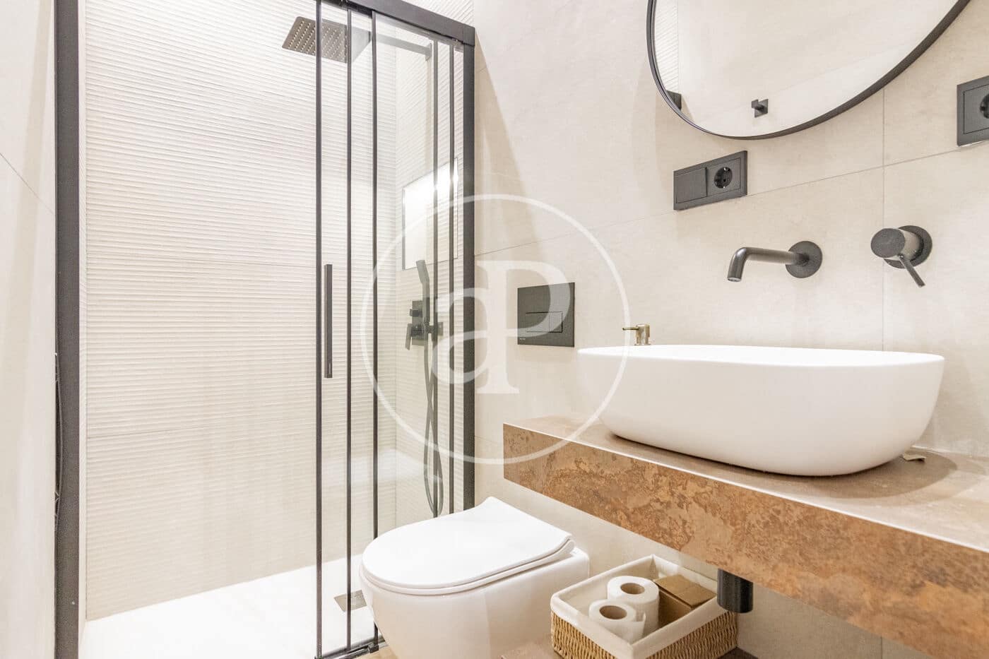 2 soveværelse Lejlighed til leje i Madrid by - € 2.550 (Ref: 8827843)