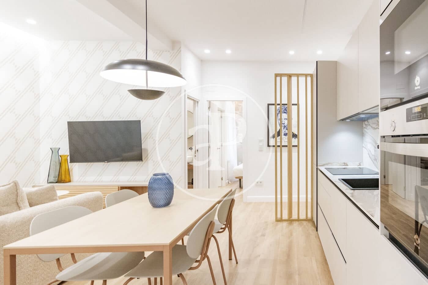 2 soveværelse Lejlighed til leje i Madrid by - € 2.550 (Ref: 8827843)