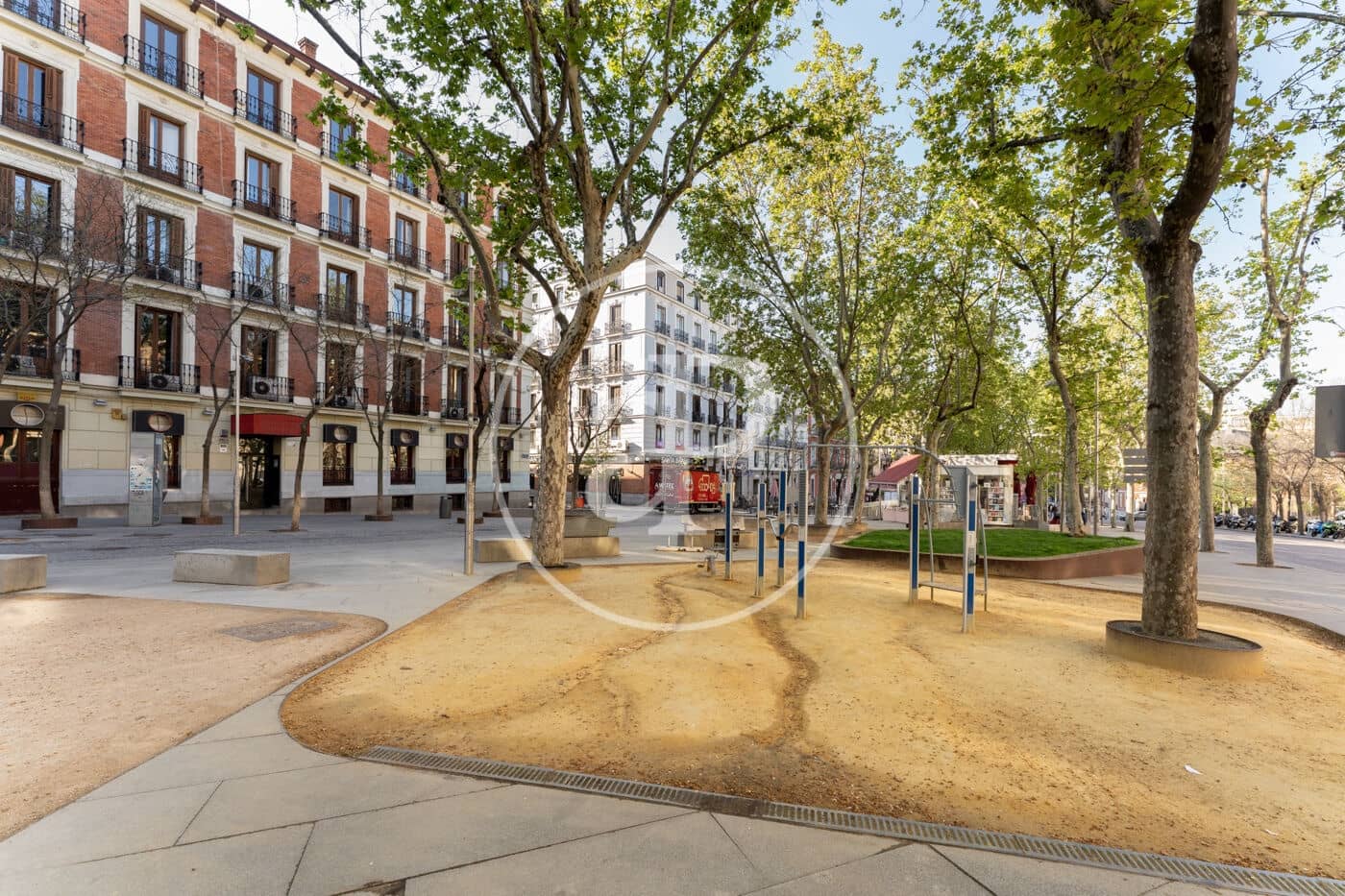 2 soveværelse Lejlighed til salg i Madrid by med swimmingpool - € 2.750.000 (Ref: 8830447)