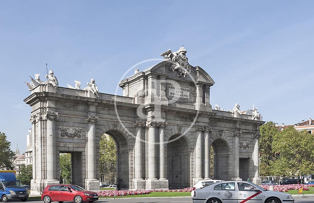 3 soveværelse Lejlighed til salg i Madrid by - € 1.809.000 (Ref: 8834755)