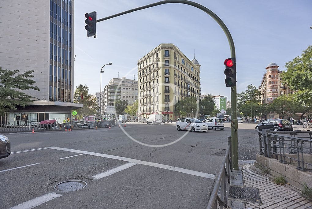 3 soveværelse Lejlighed til salg i Madrid by - € 1.809.000 (Ref: 8834755)