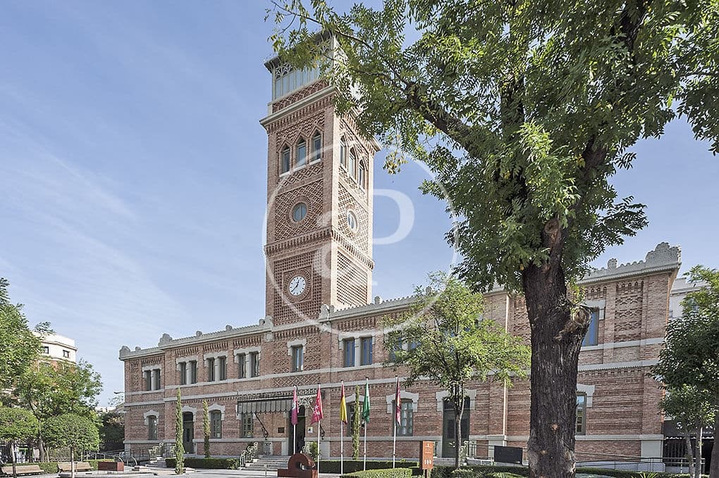 3 soveværelse Lejlighed til salg i Madrid by - € 1.809.000 (Ref: 8834755)