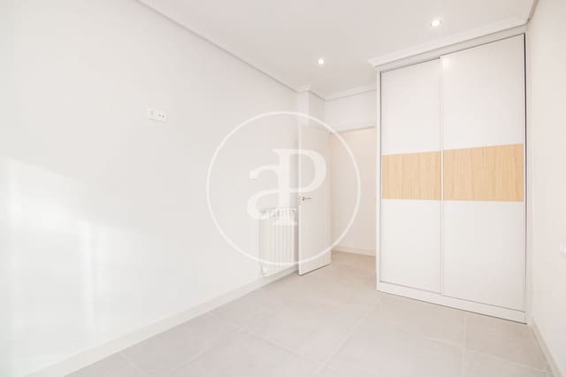 3 soveværelse Lejlighed til leje i Castellana, Madrid by - € 3.500 (Ref: 8839181)