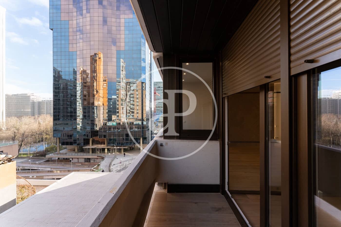 1 quarto Apartamento para arrendar em Madrid cidade com piscina - 1 900 € (Ref: 8841243)