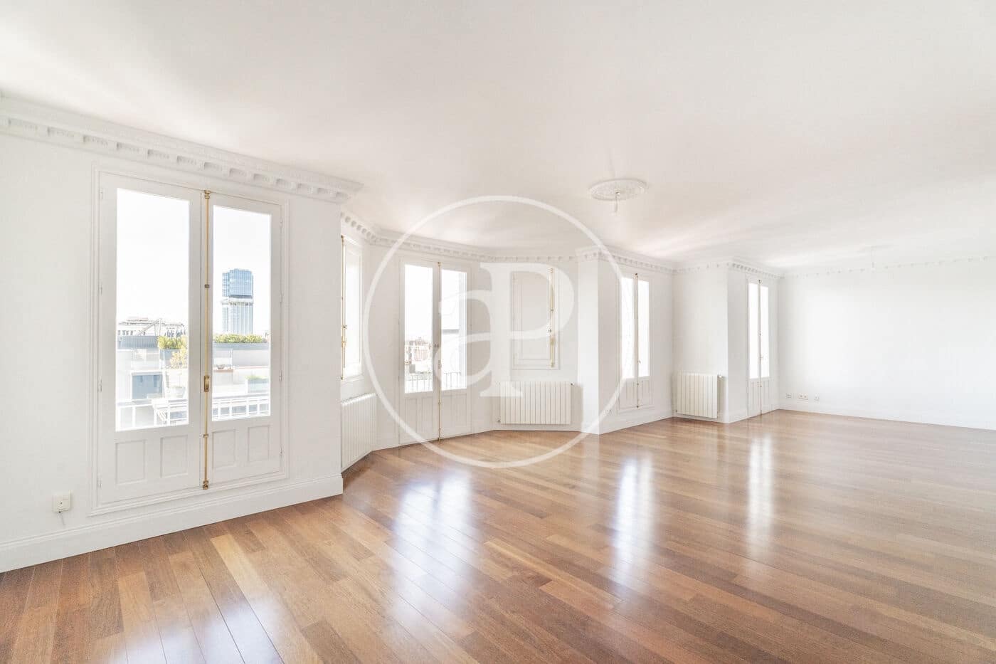 Appartement de 3 chambres à louer à Madrid ville - 7 500 € (Ref: 8843490)