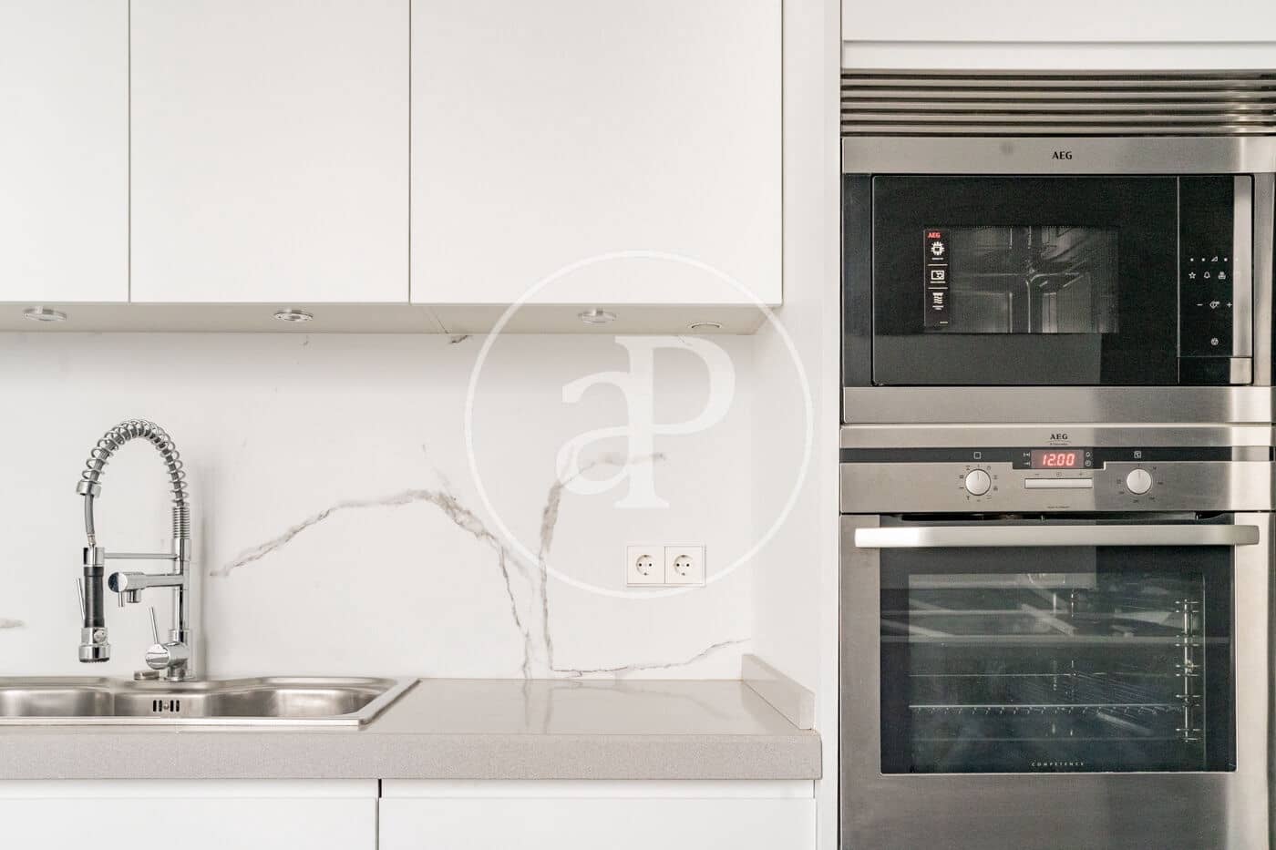 Appartement de 3 chambres à louer à Madrid ville - 7 500 € (Ref: 8843490)