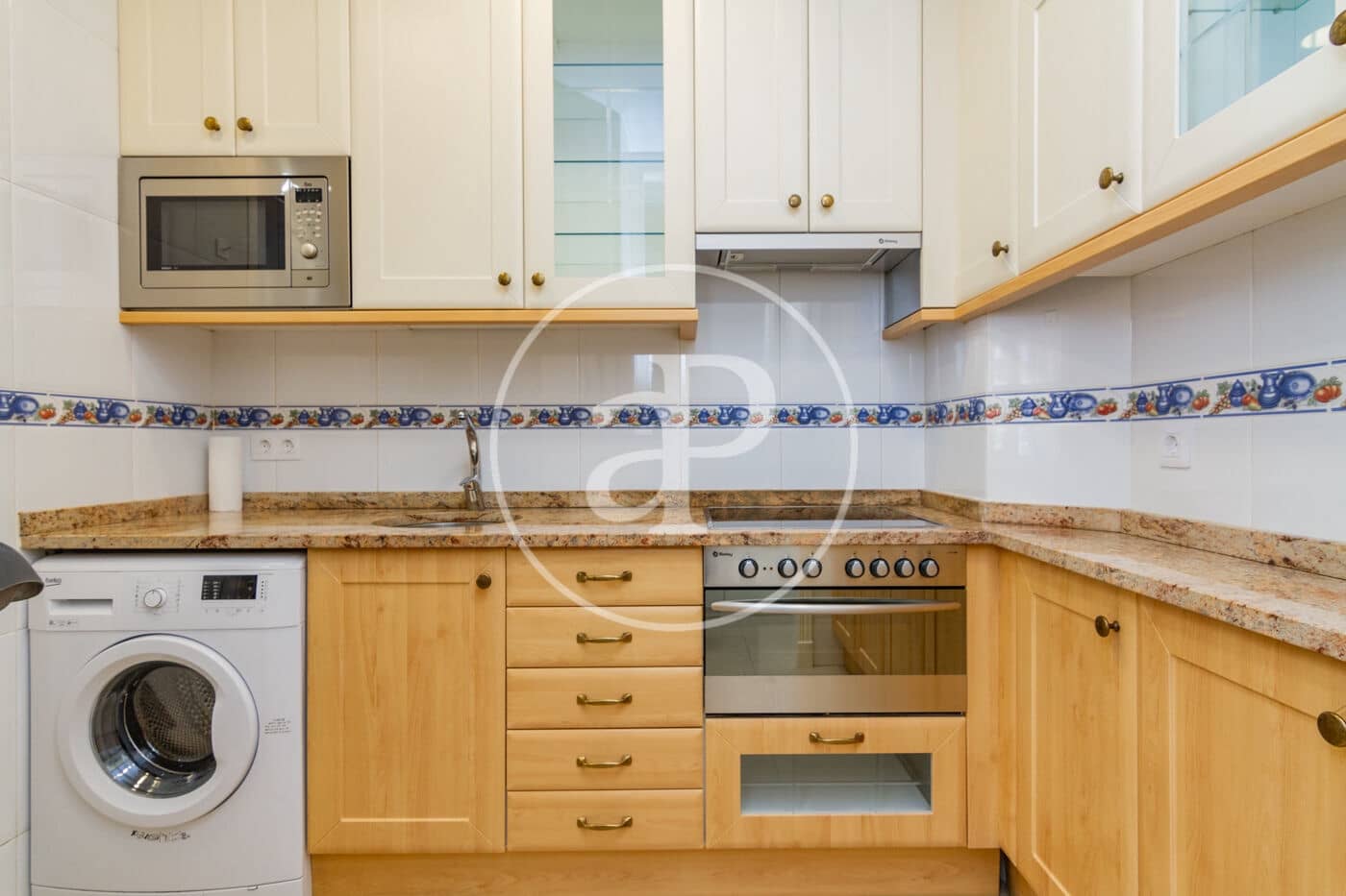 Appartement de 1 chambre à louer à Madrid ville - 1 500 € (Ref: 8846088)