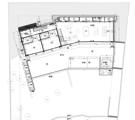 5 bedroom Villa for sale in Torrelodones with pool - € 3,200,000 (Ref: 8847635)