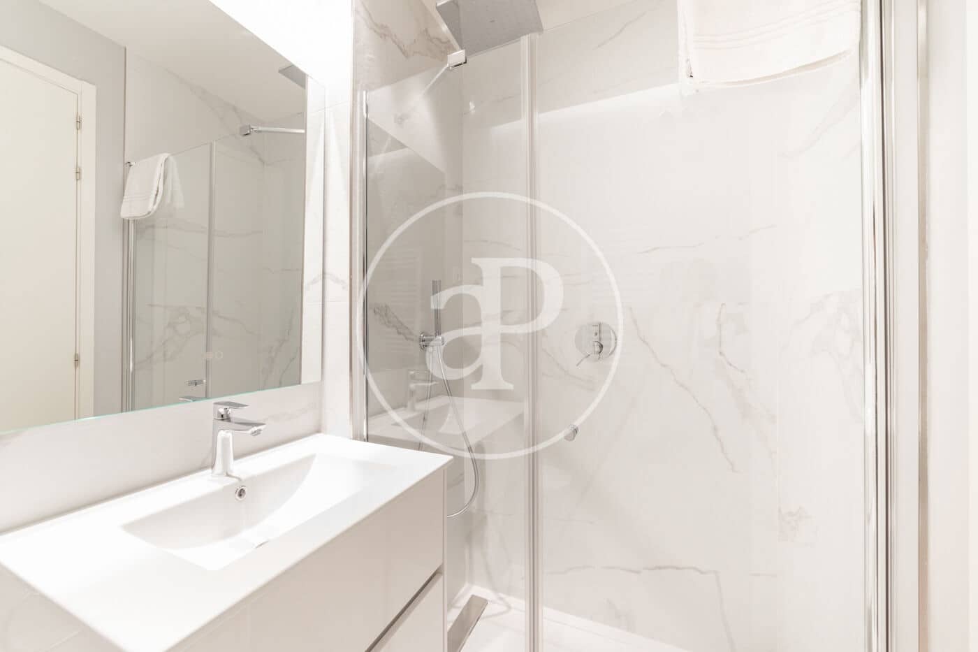 1 Zimmer Apartment zu vermieten in Madrid Stadt - 2.500 € (Ref: 8851869)
