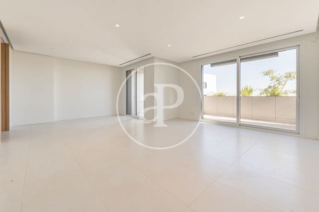4 soveværelse Penthouse til leje i Pozuelo de Alarcón med swimmingpool - € 7.900 (Ref: 8851882)