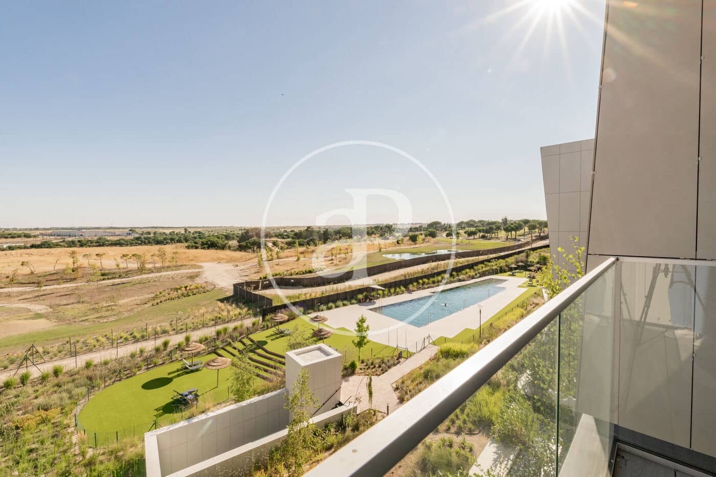 4 soveværelse Penthouse til leje i Pozuelo de Alarcon med swimmingpool - € 7.900 (Ref: 8851882)