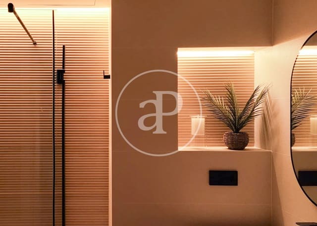 2 makuuhuone Kattohuoneisto myytävänä paikassa Canillejas, Madrid kaupunki - 649 000 € (Ref: 8866203)