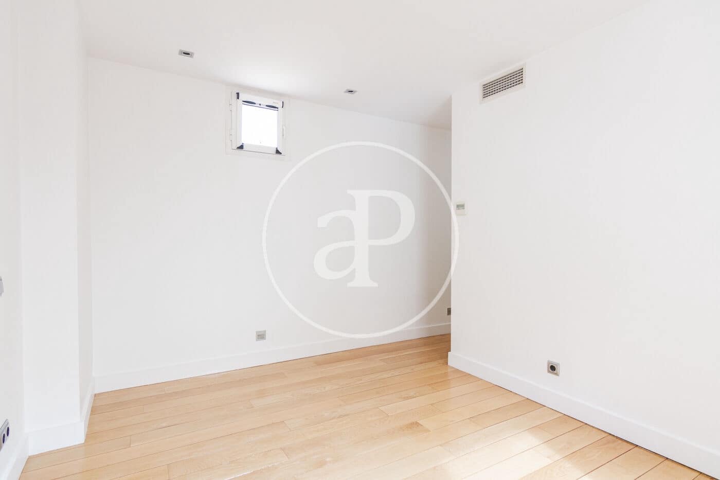 2 Zimmer Apartment zu vermieten in Madrid Stadt - 2.490 € (Ref: 8866208)