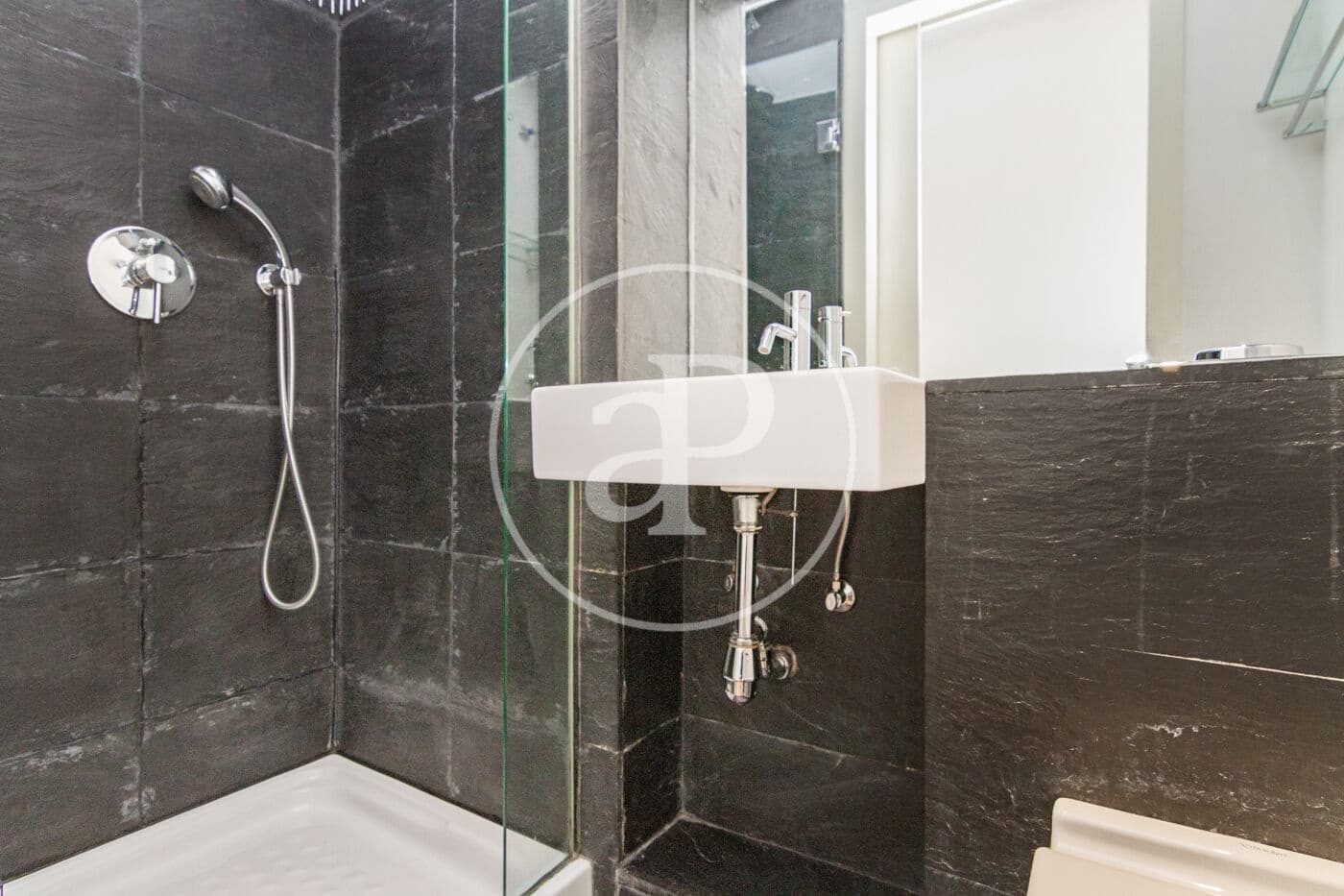 2 Zimmer Apartment zu vermieten in Madrid Stadt - 2.490 € (Ref: 8866208)