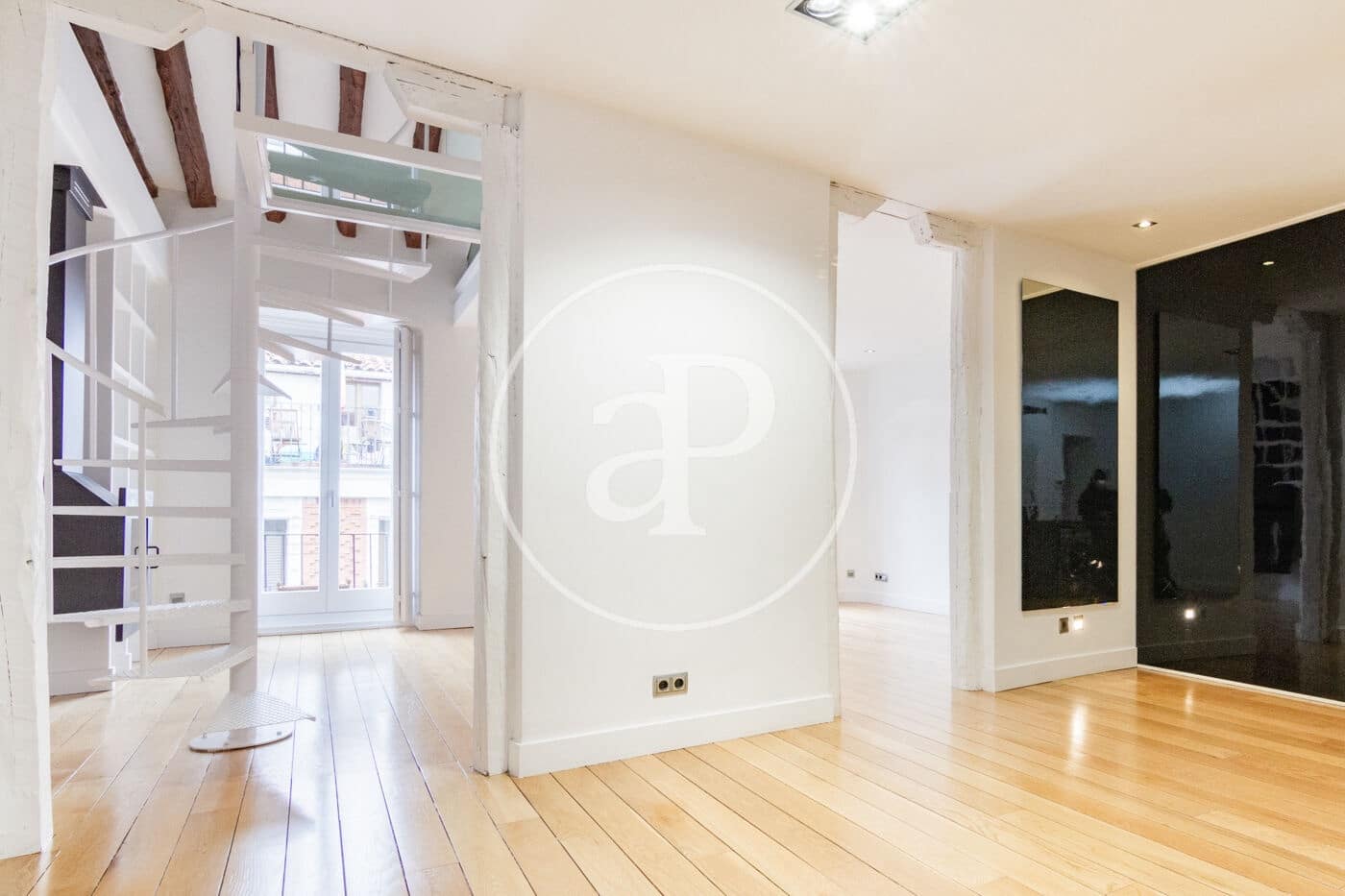 2 Zimmer Apartment zu vermieten in Madrid Stadt - 2.490 € (Ref: 8866208)