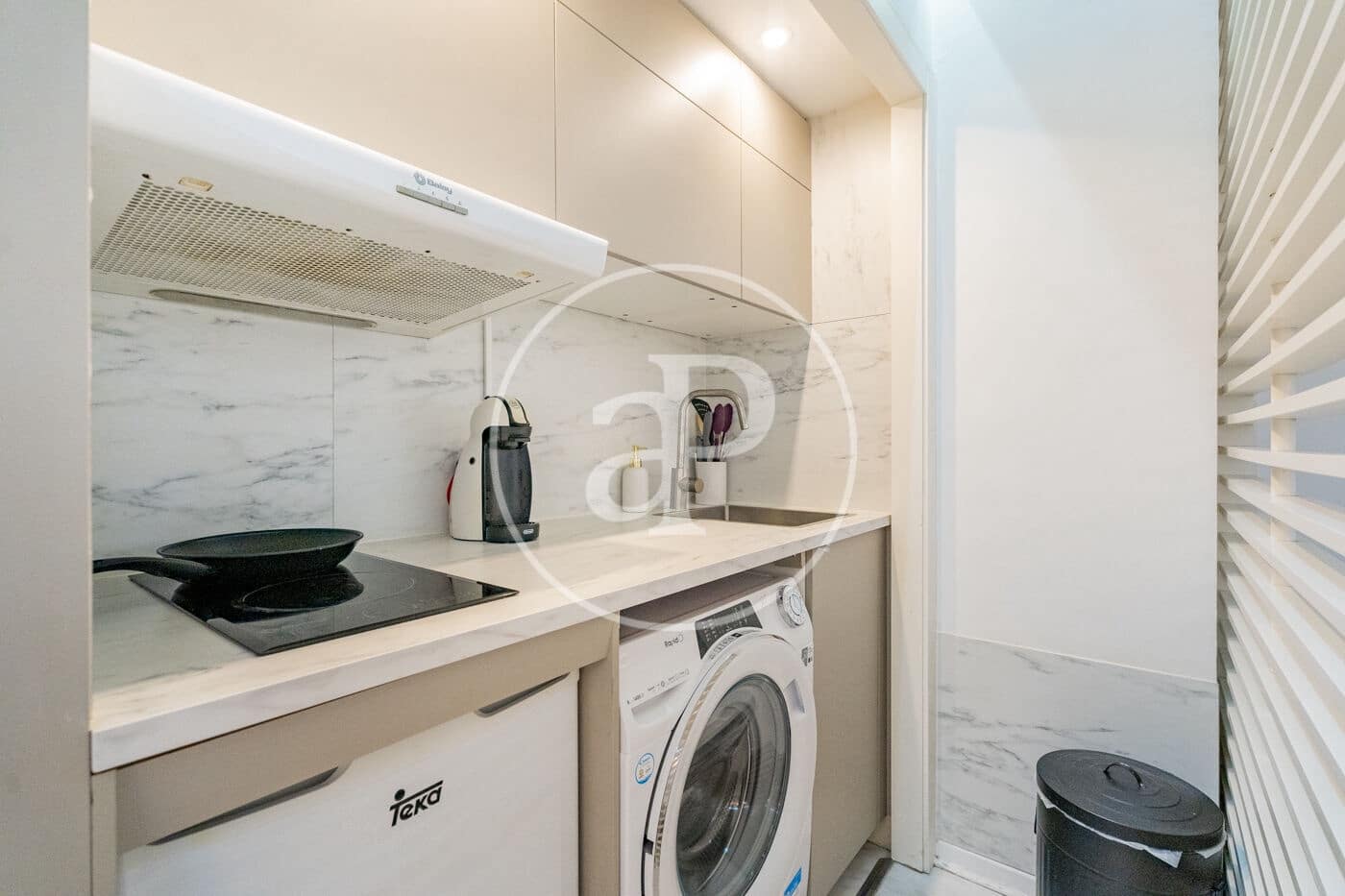 1 bedroom Apartment for rent in Madrid city with pool - € 1,350 (Ref: 8866211)