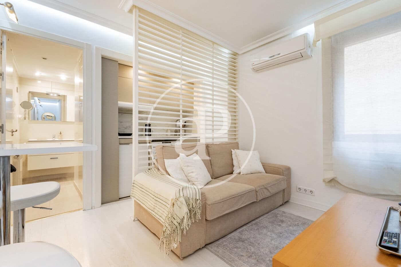 1 bedroom Apartment for rent in Madrid city with pool - € 1,350 (Ref: 8866211)