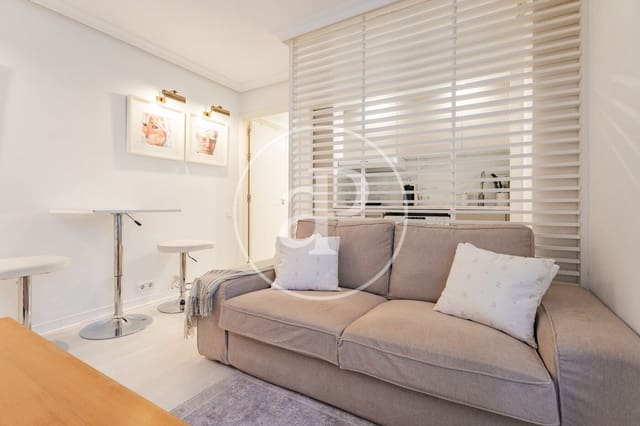 1 soveværelse Lejlighed til leje i Trafalgar, Madrid by med swimmingpool - € 1.350 (Ref: 8866211)