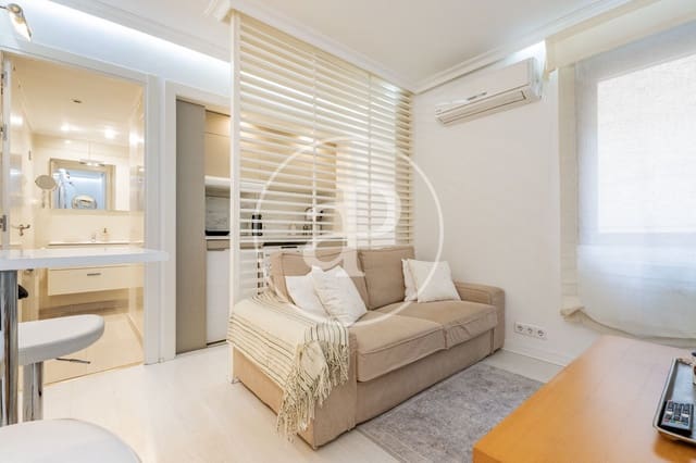 1 soveværelse Lejlighed til leje i Trafalgar, Madrid by med swimmingpool - € 1.350 (Ref: 8866211)