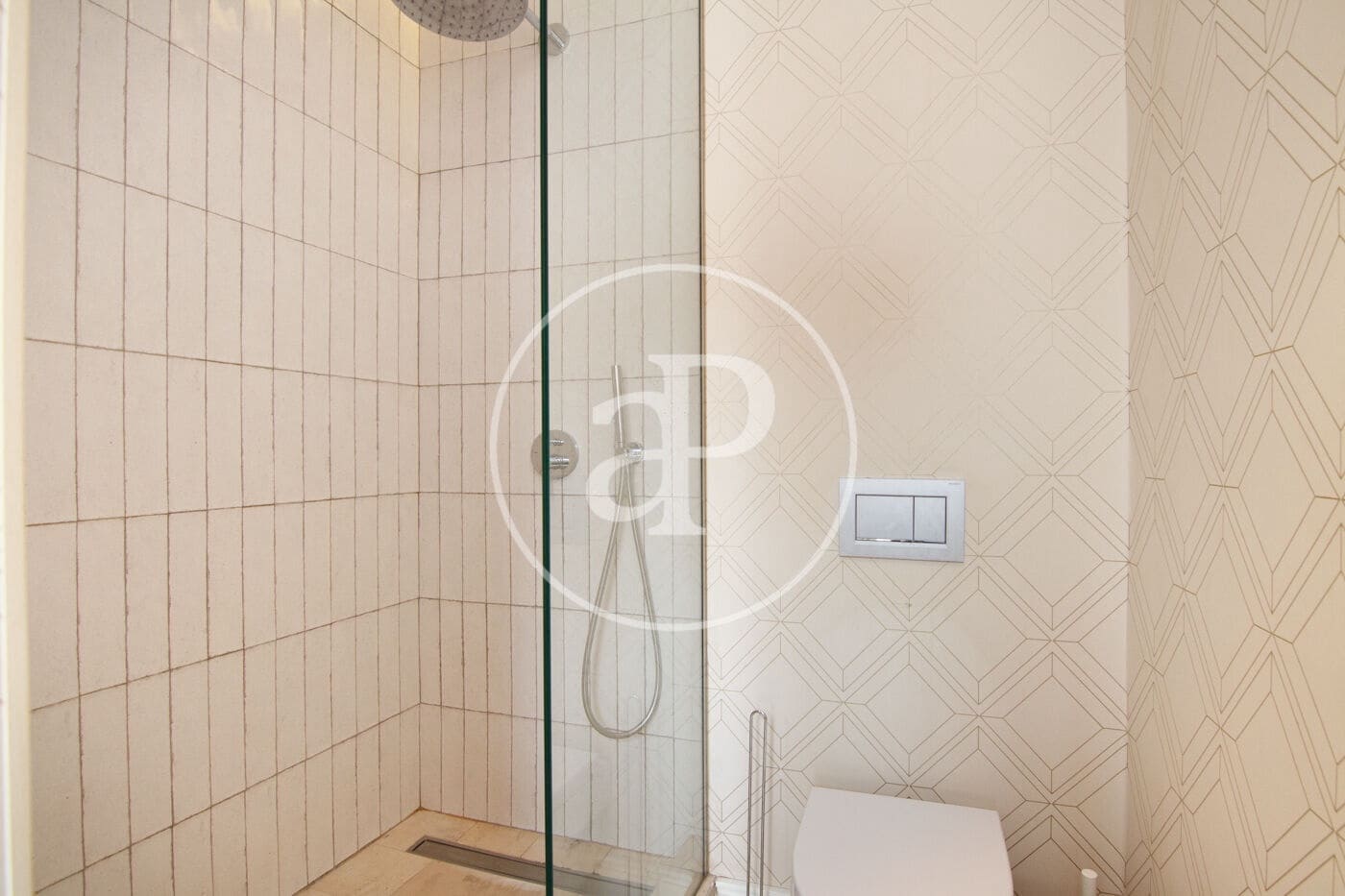 1 bedroom Penthouse for rent in Madrid city - € 3,000 (Ref: 8866212)