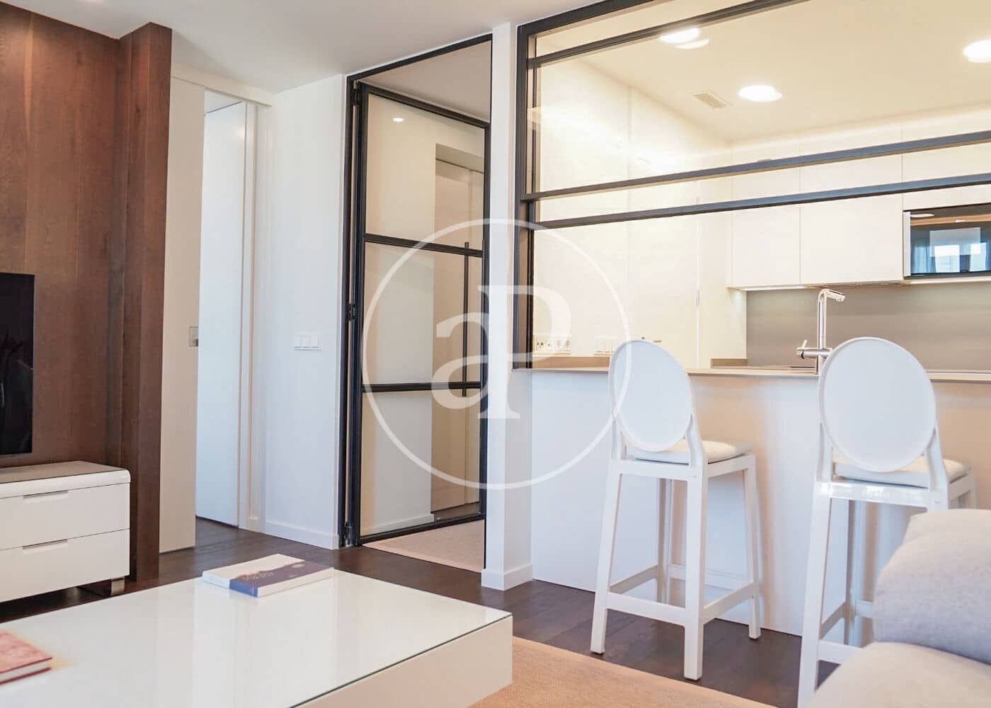 1 slaapkamer Appartement te huur in Madrid stad met zwembad - € 2.500 (Ref: 8866216)