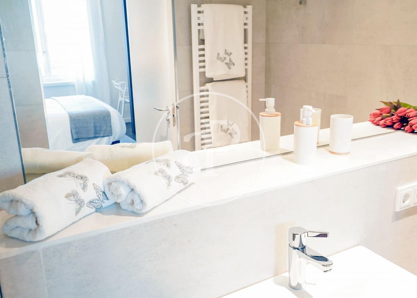 1 slaapkamer Appartement te huur in Madrid stad met zwembad - € 2.500 (Ref: 8866216)