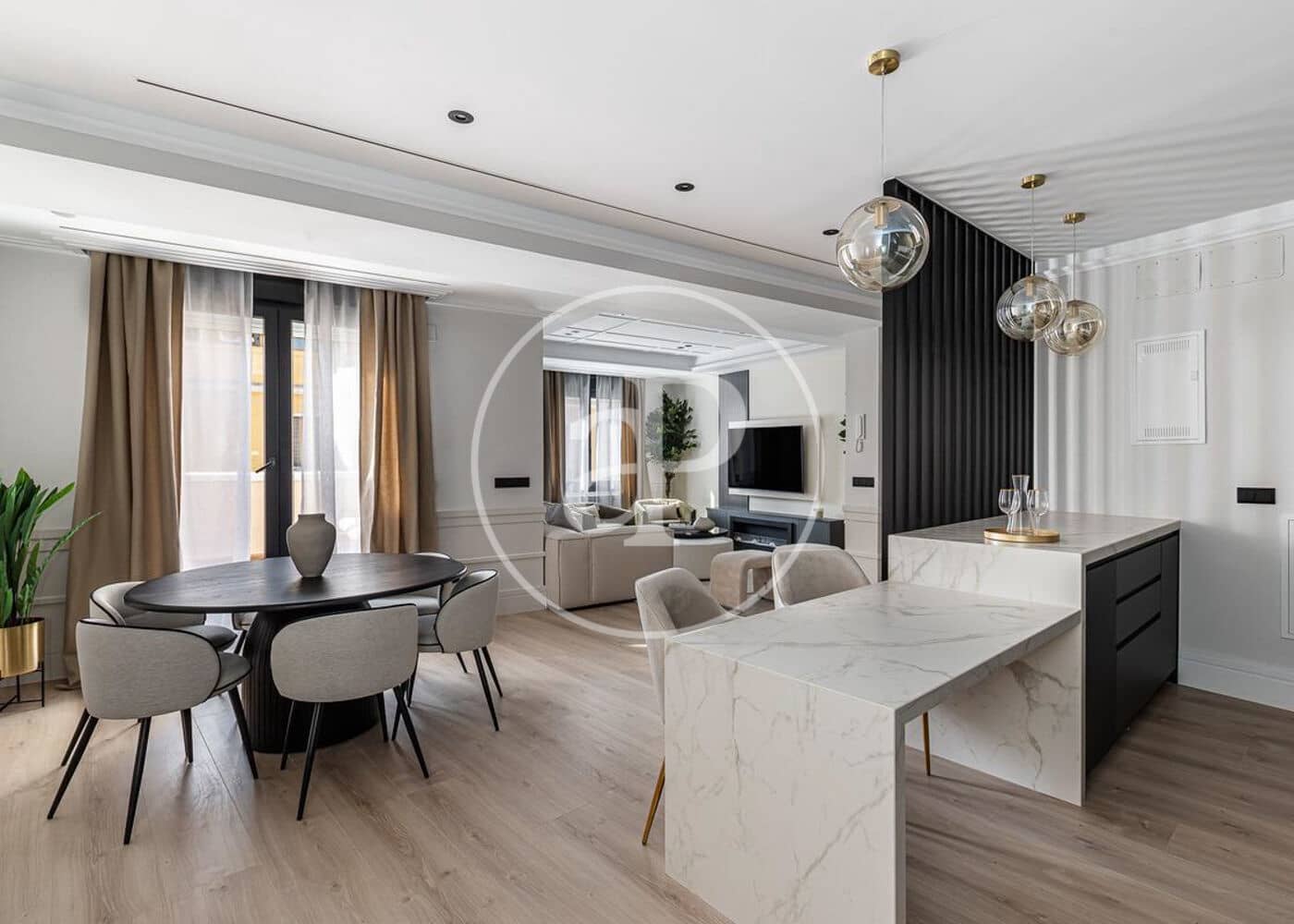 2 soveværelse Lejlighed til salg i Madrid by - € 1.950.000 (Ref: 8874751)