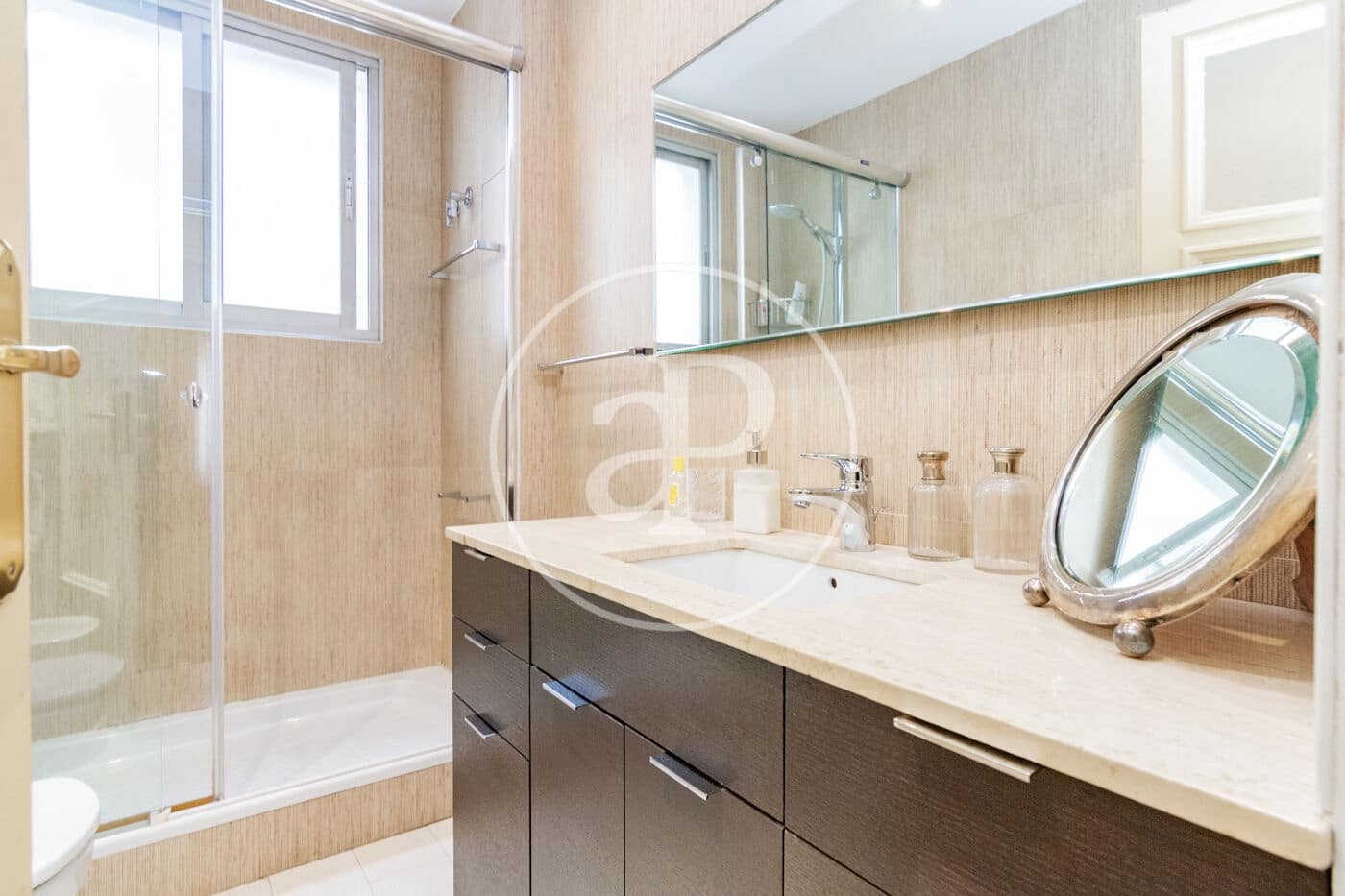 4 sovrum Lägenhet till salu i Madrid stad - 2 400 000 € (Ref: 8880056)