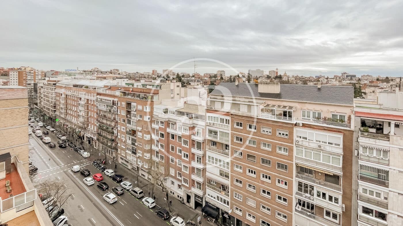 4 sovrum Lägenhet till salu i Madrid stad - 2 400 000 € (Ref: 8880056)