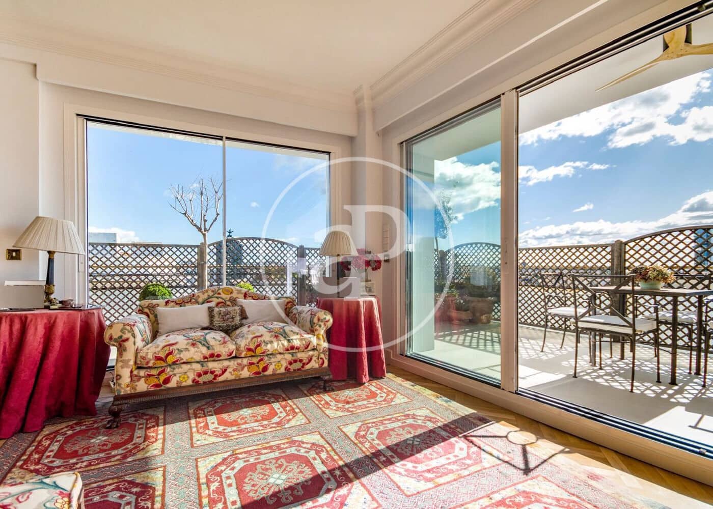 6 soveværelse Penthouse til salg i Madrid by - € 7.250.000 (Ref: 8881559)