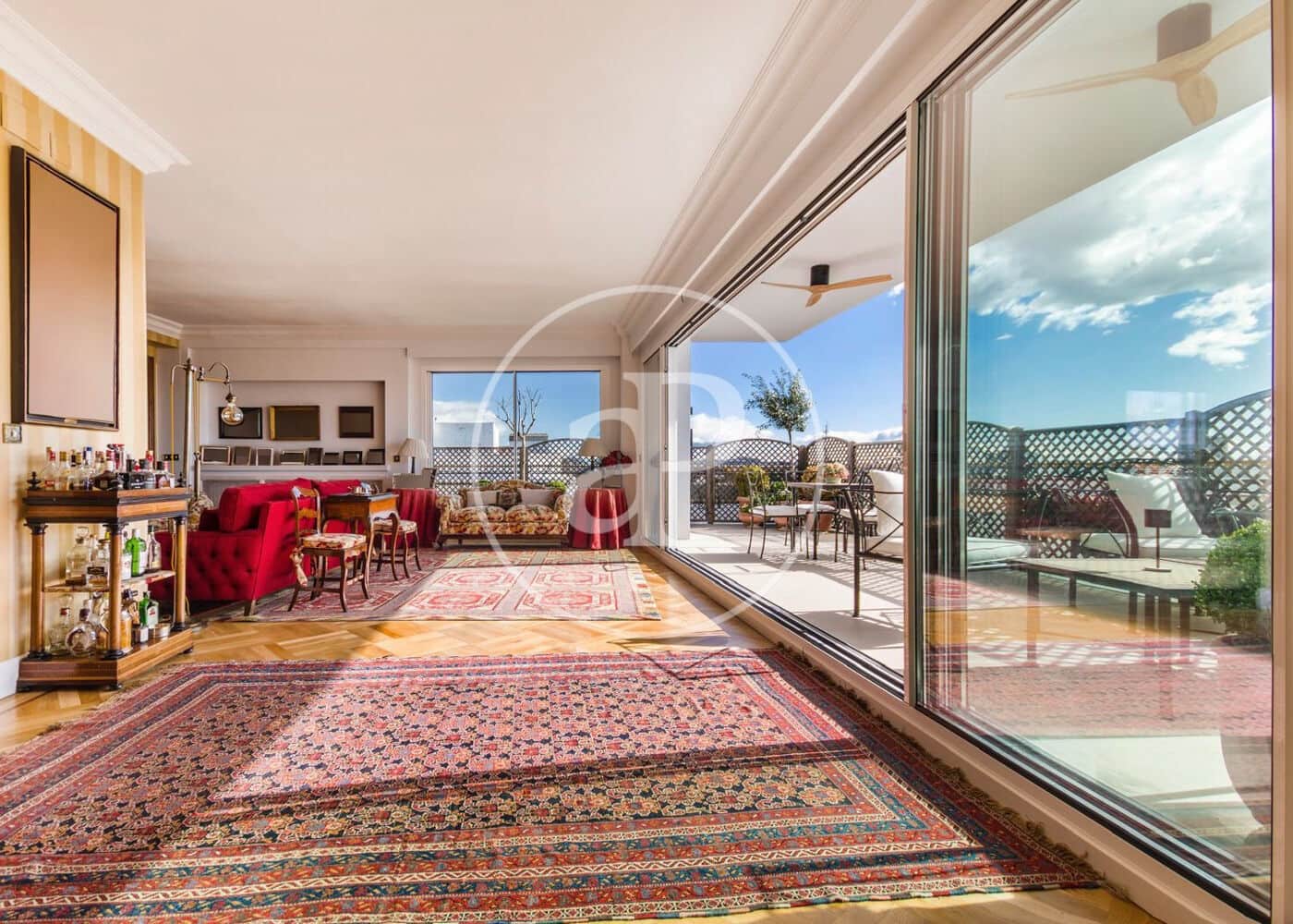 6 soveværelse Penthouse til salg i Madrid by - € 7.250.000 (Ref: 8881559)