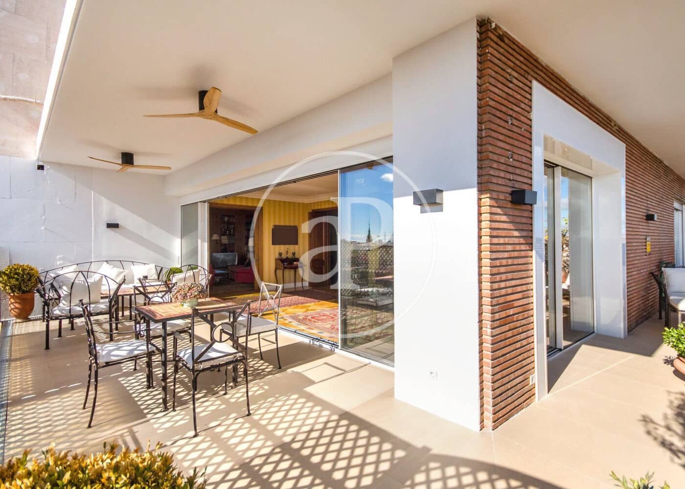 6 soveværelse Penthouse til salg i Madrid by - € 7.250.000 (Ref: 8881559)