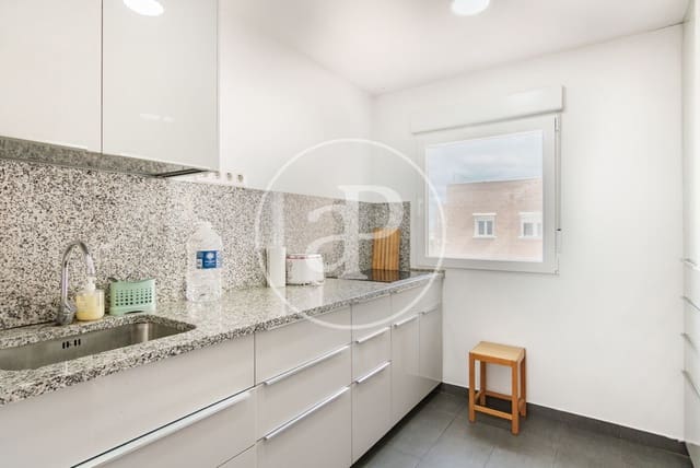 3 makuuhuone Huoneisto vuokrattavana paikassa Quintana, Madrid kaupunki - 2 100 € (Ref: 8881561)