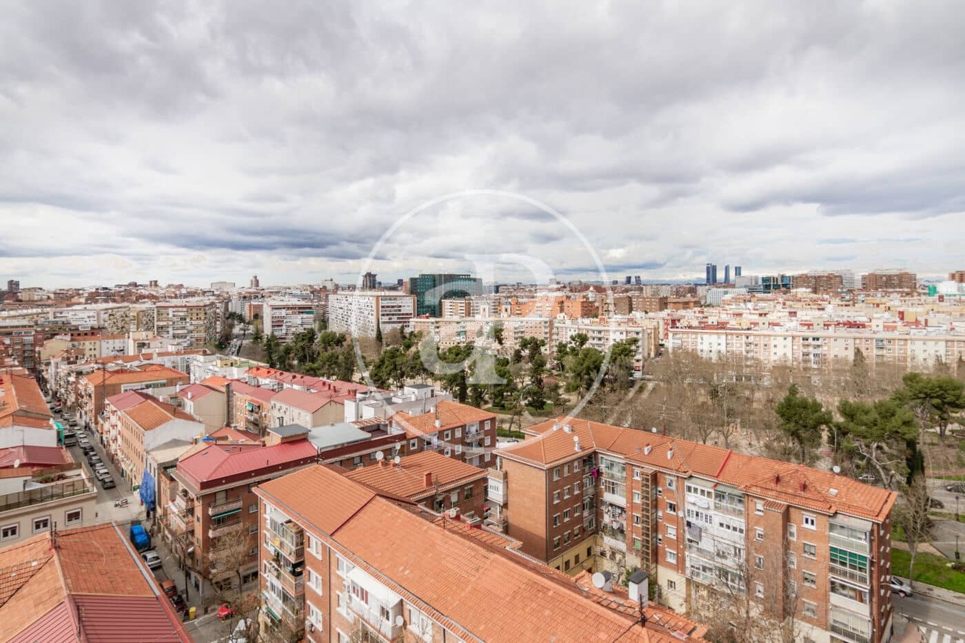 3 makuuhuone Huoneisto vuokrattavana paikassa Madrid kaupunki - 2 100 € (Ref: 8881561)