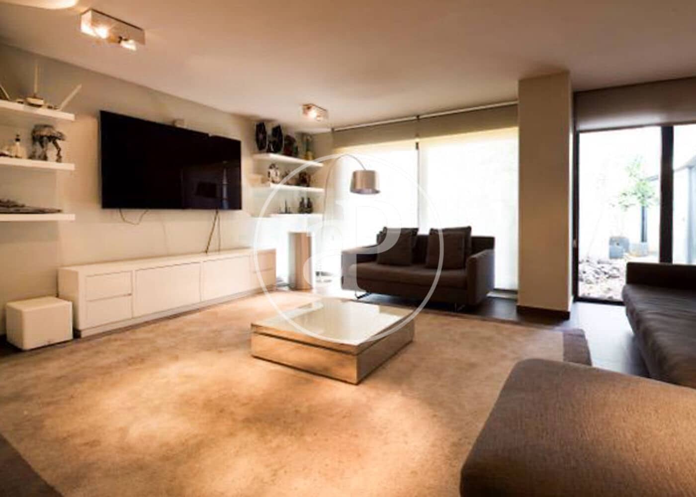 Chalet de 8 habitaciones en Madrid ciudad en venta con piscina - 3.950.000 € (Ref: 8884393)