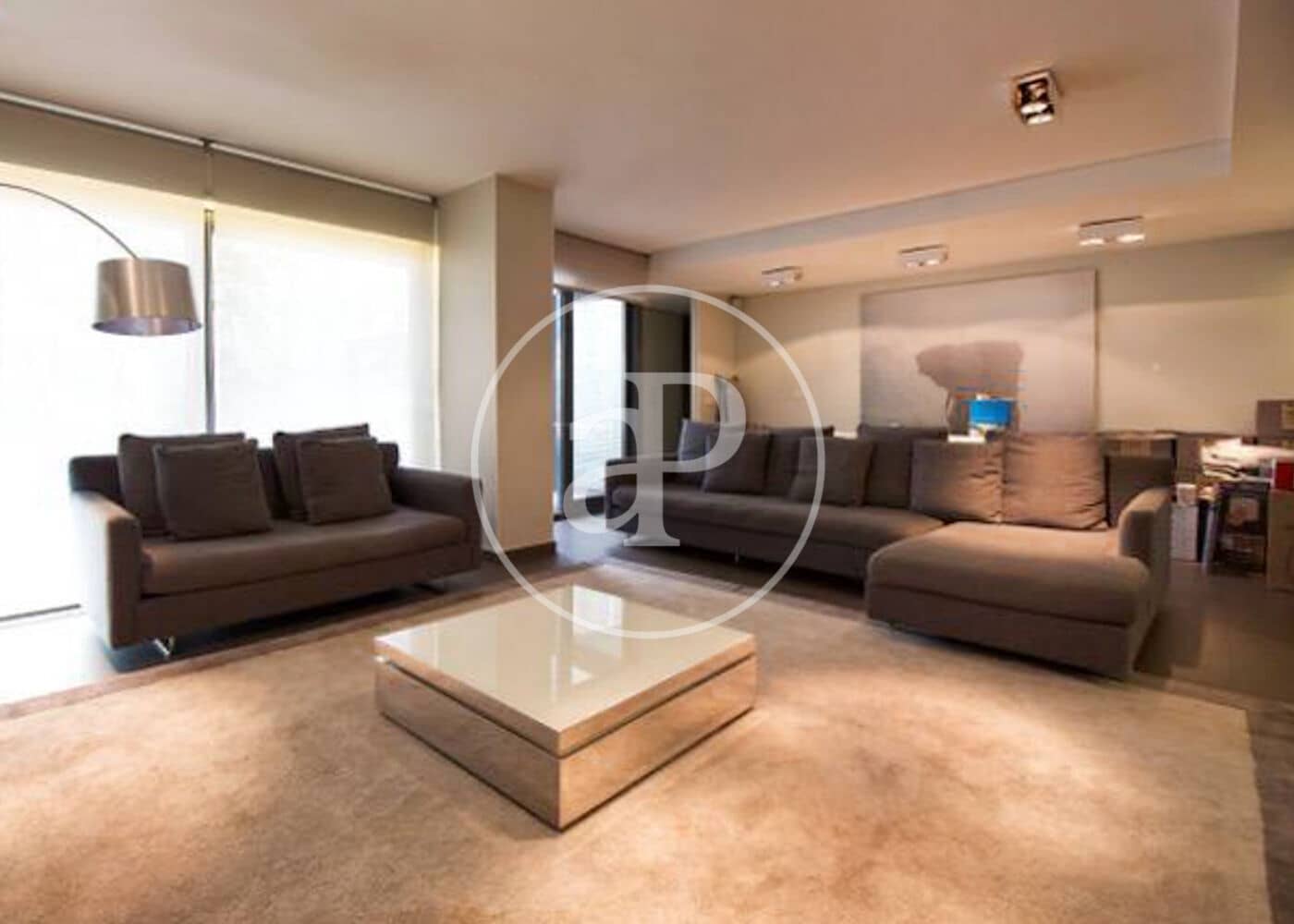 Chalet de 8 habitaciones en Madrid ciudad en venta con piscina - 3.950.000 € (Ref: 8884393)