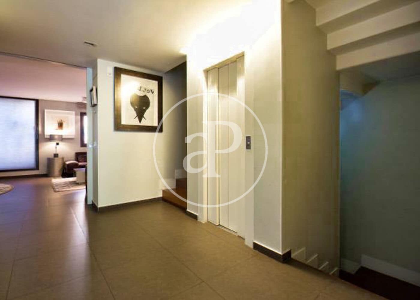 Chalet de 8 habitaciones en Madrid ciudad en venta con piscina - 3.950.000 € (Ref: 8884393)