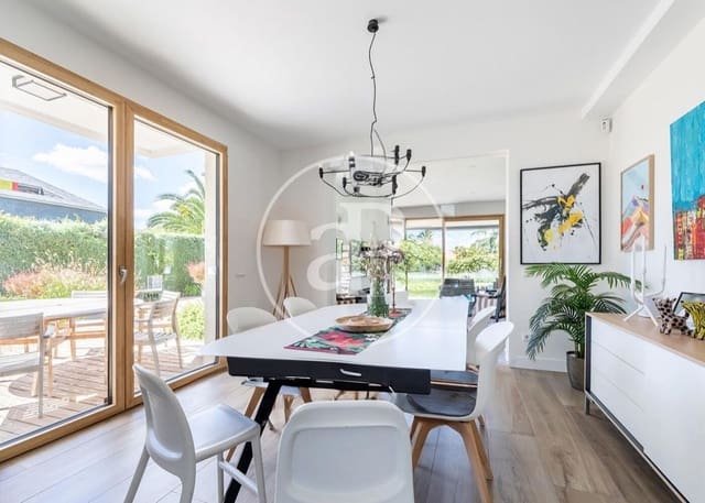 5 makuuhuone Huvila myytävänä paikassa Boadilla del Monte mukana uima-altaan - 1 970 000 € (Ref: 8884884)