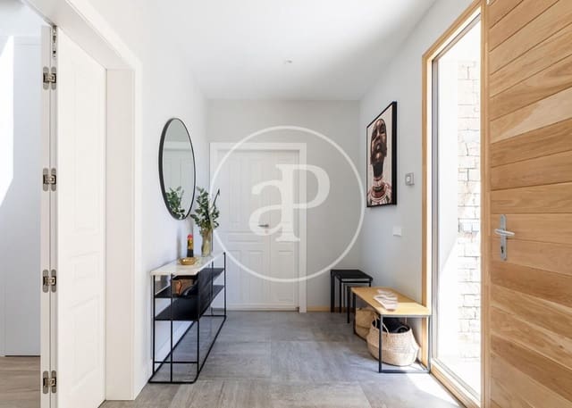 5 makuuhuone Huvila myytävänä paikassa Boadilla del Monte mukana uima-altaan - 1 970 000 € (Ref: 8884884)