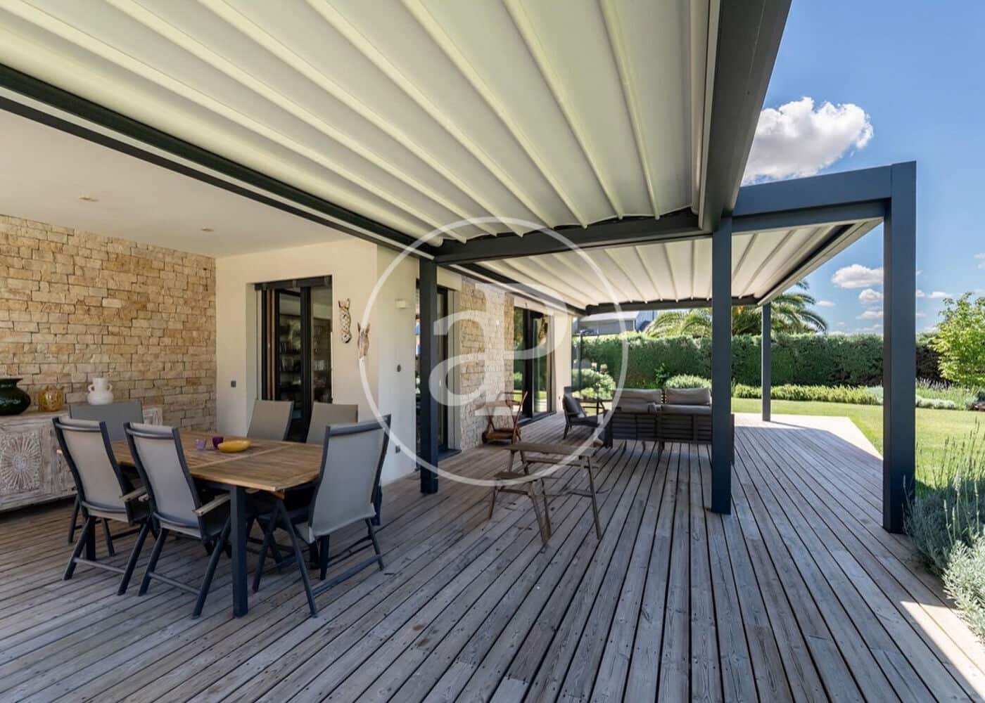 5 soveværelse Villa til salg i Boadilla del Monte med swimmingpool - € 1.970.000 (Ref: 8884884)