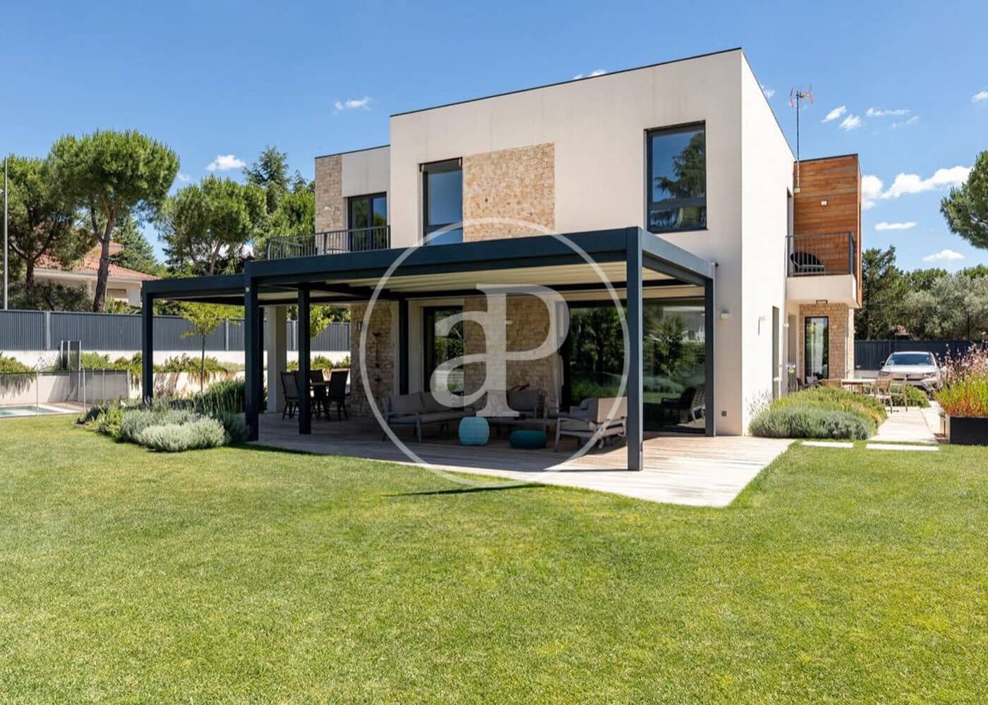 5 soveværelse Villa til salg i Boadilla del Monte med swimmingpool - € 1.970.000 (Ref: 8884884)