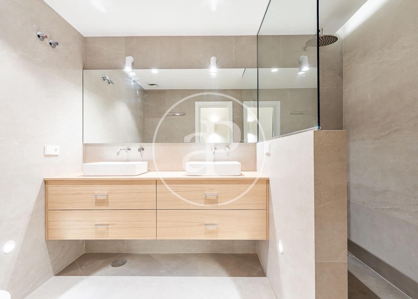 3 sypialnia Apartament na sprzedaż w Miasto Madryt - 1 675 000 € (Ref: 8888338)