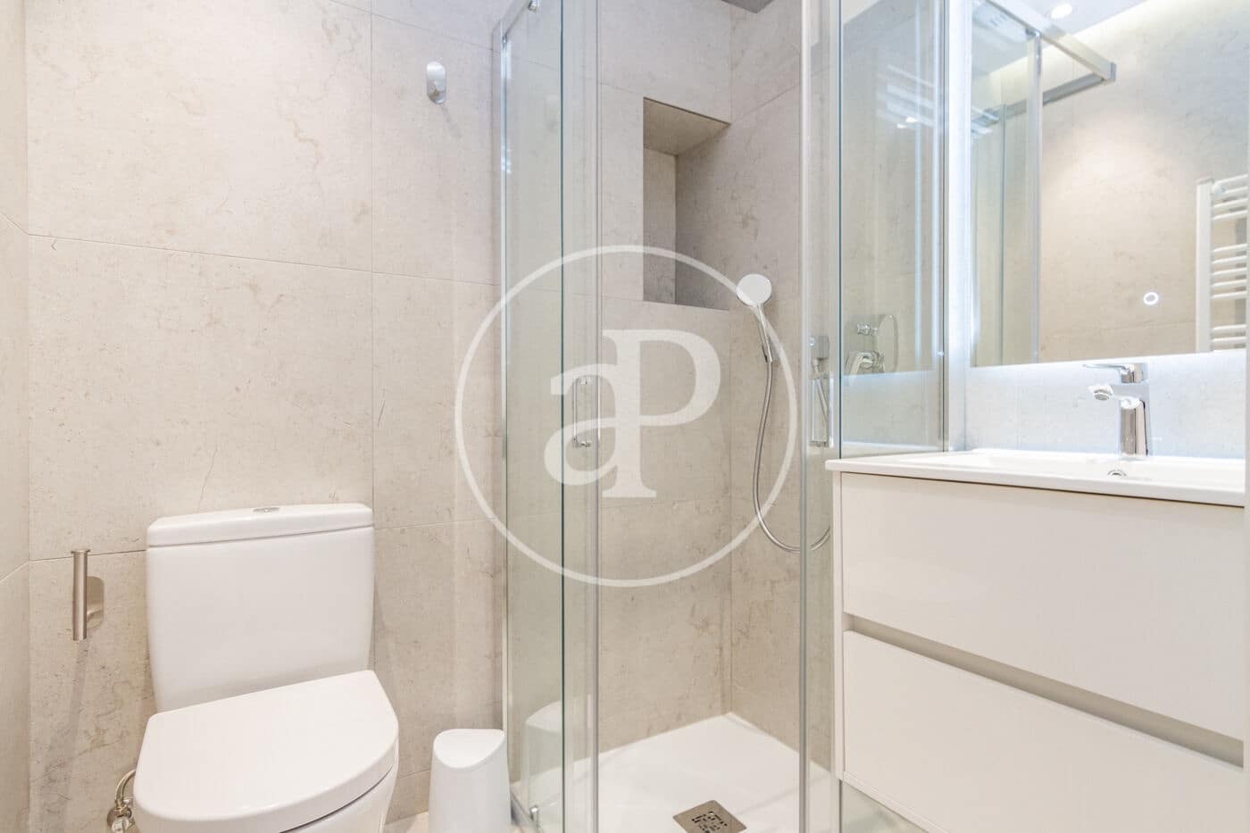 2 sypialnia Apartament do wynajęcia w Miasto Madryt - 3 300 € (Ref: 8888346)