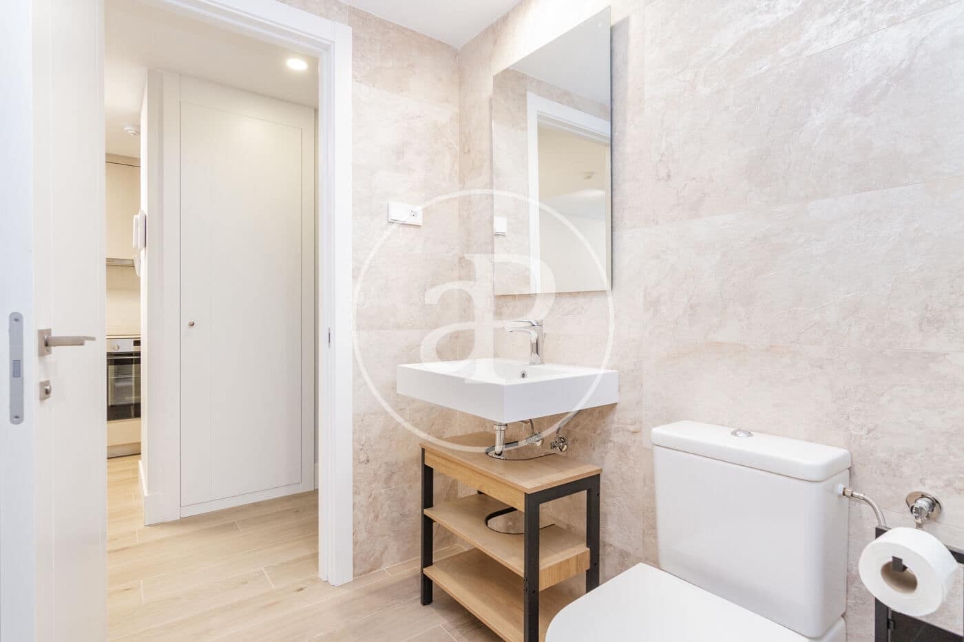1 Zimmer Apartment zu vermieten in Madrid Stadt mit Pool Garage - 1.650 € (Ref: 8888349)