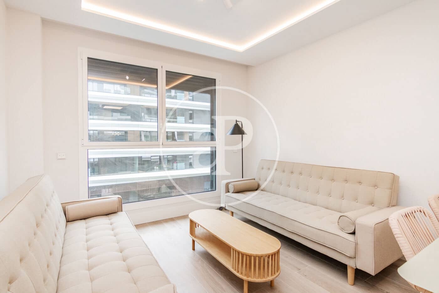 1 Zimmer Apartment zu vermieten in Madrid Stadt mit Pool Garage - 1.650 € (Ref: 8888349)