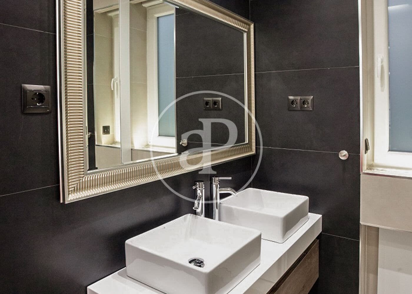 2 sovrum Lägenhet att hyra i Madrid stad - 2 750 € (Ref: 8888354)