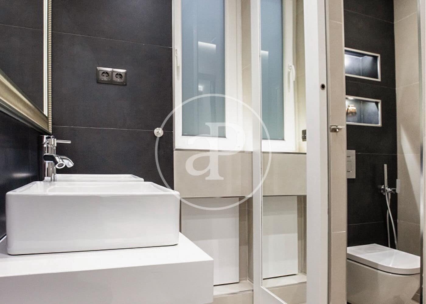 2 sovrum Lägenhet att hyra i Madrid stad - 2 750 € (Ref: 8888354)
