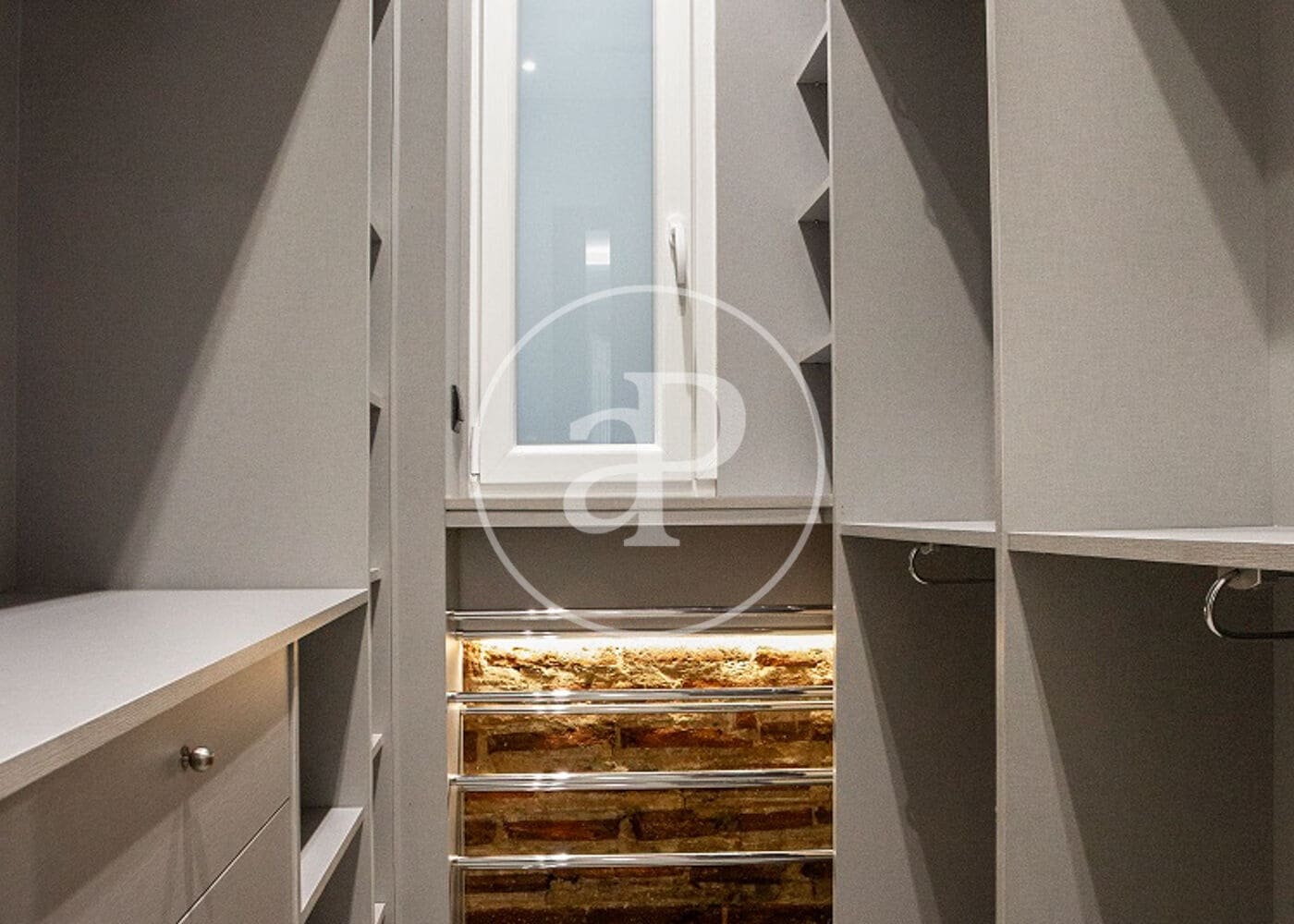 2 sovrum Lägenhet att hyra i Madrid stad - 2 750 € (Ref: 8888354)