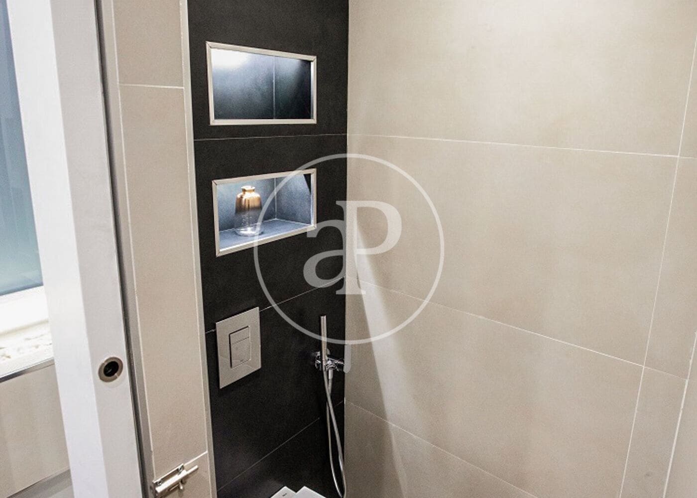 2 sovrum Lägenhet att hyra i Madrid stad - 2 750 € (Ref: 8888354)