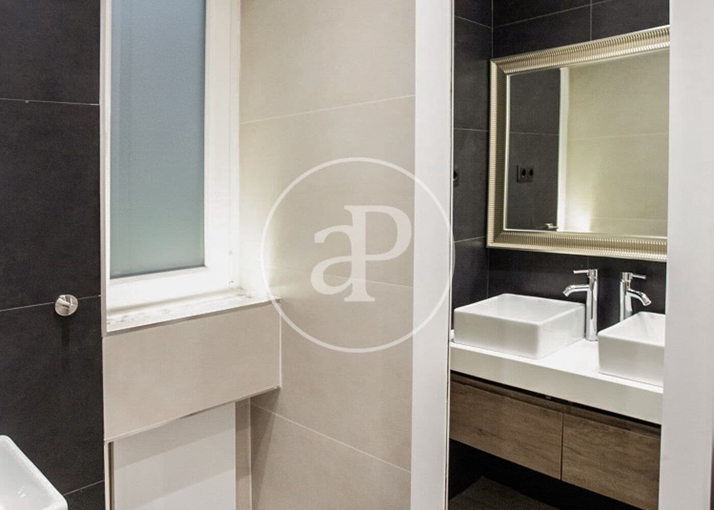 2 sovrum Lägenhet att hyra i Madrid stad - 2 750 € (Ref: 8888354)